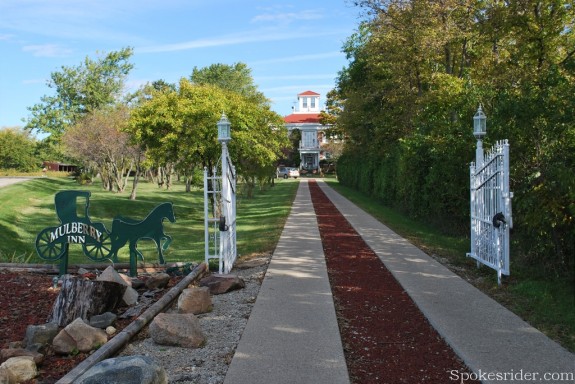 Mulberry Lane Inn 