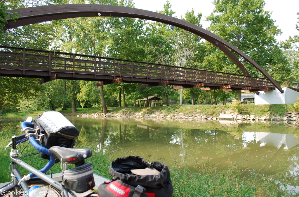 Blissfield MI Pictures, posters, news and videos on your pursuit